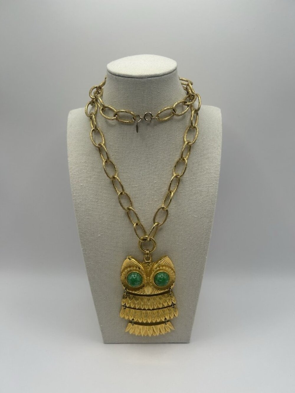 Vtg Cadoro Necklace Owl Statement Pendant brooch Gold Tone Green Lucite Cabchon
